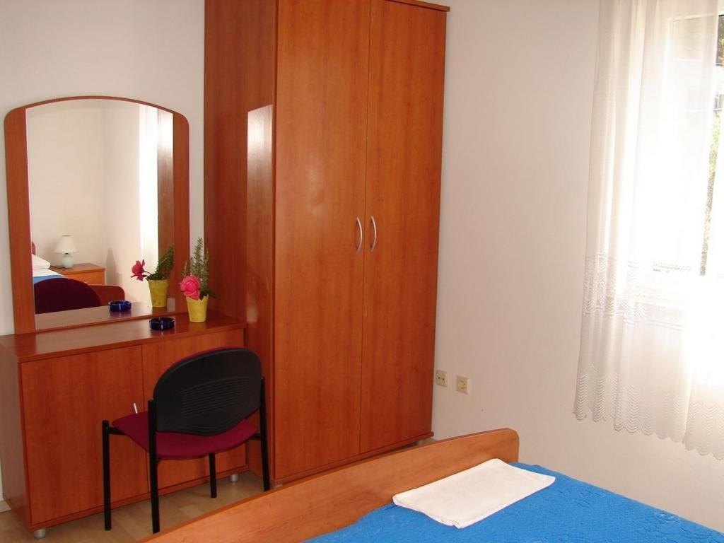 Apartments Magda Supetar Bilik gambar